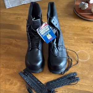 Black Leather Boots with Laces